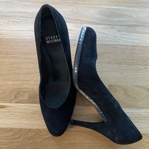 Stuart Weitzman suede pumps with snakeskin trim